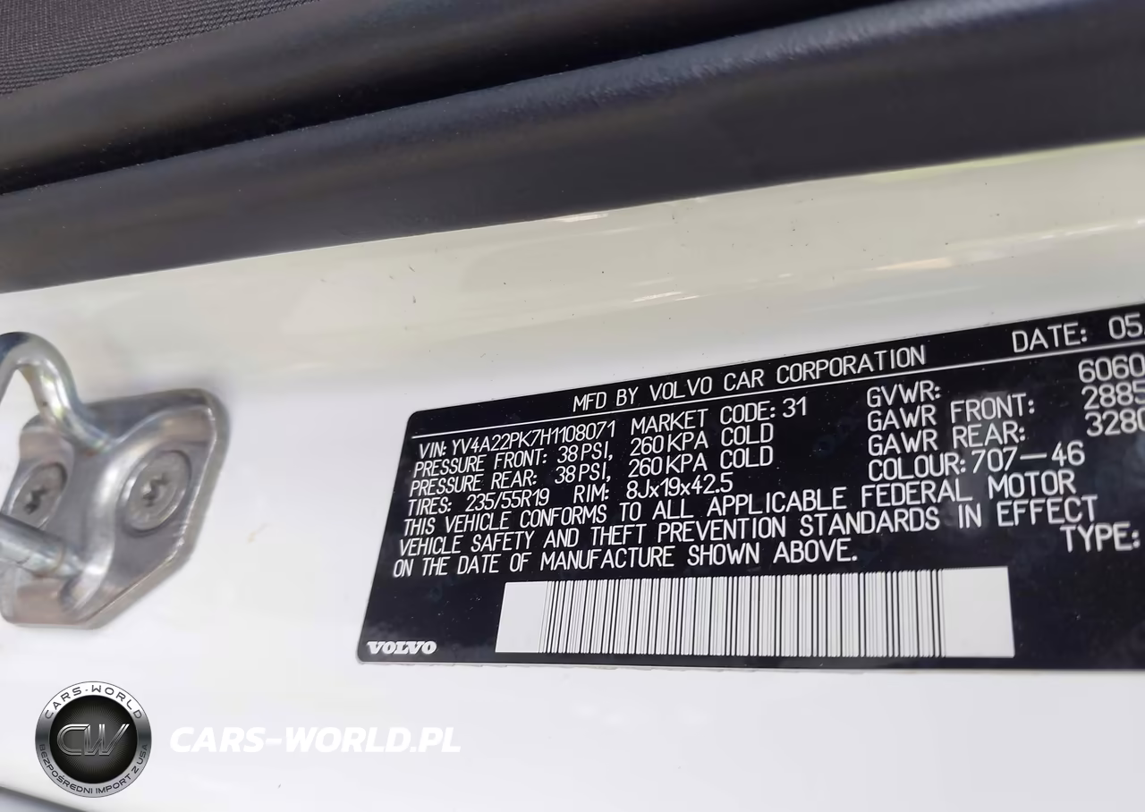 2017 Volvo Xc90 T6 Momentum VIN:YV4A22PK7H1108071 - 9