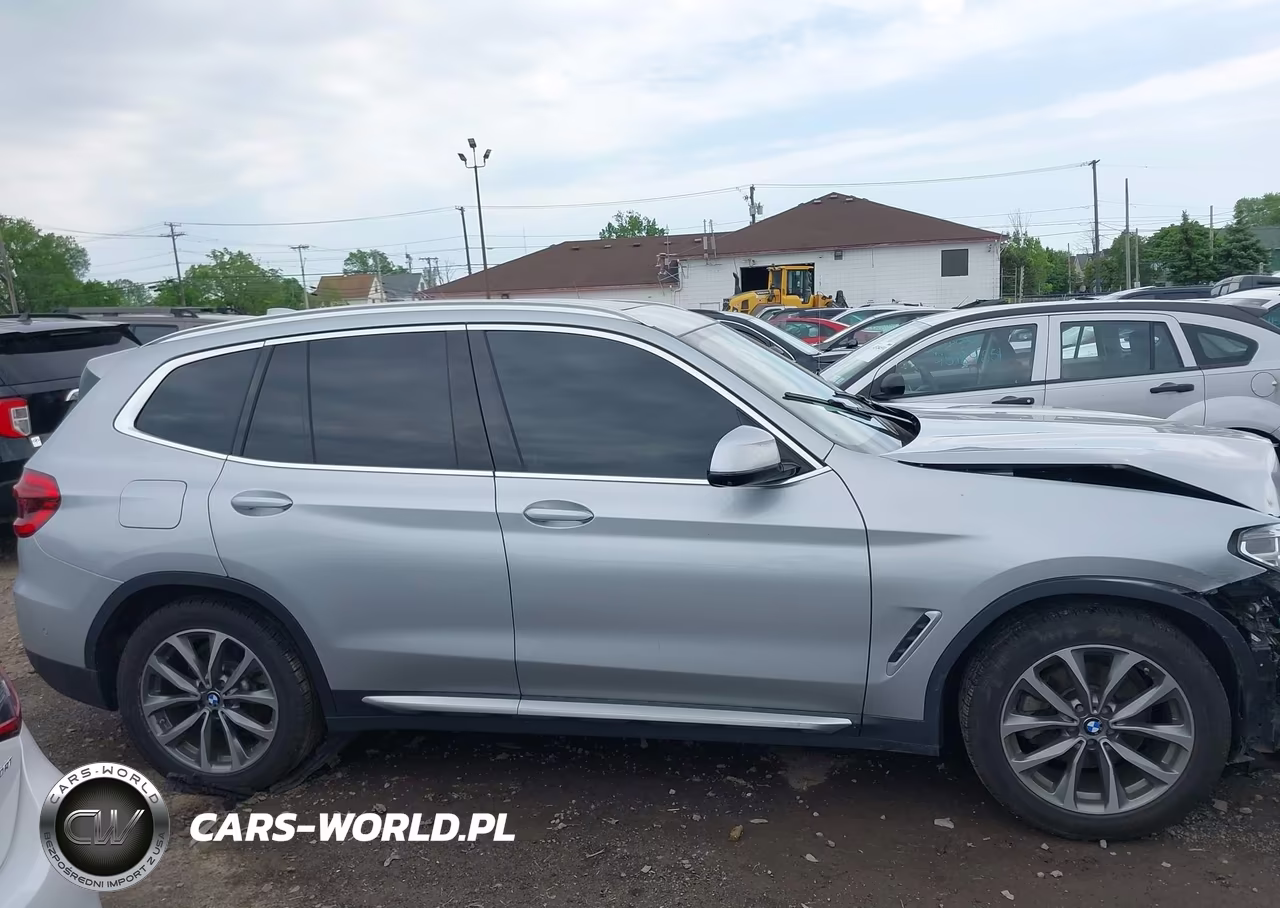 2018 BMW X3 xDrive30I VIN:5UXTR9C50JLD74642 - 12
