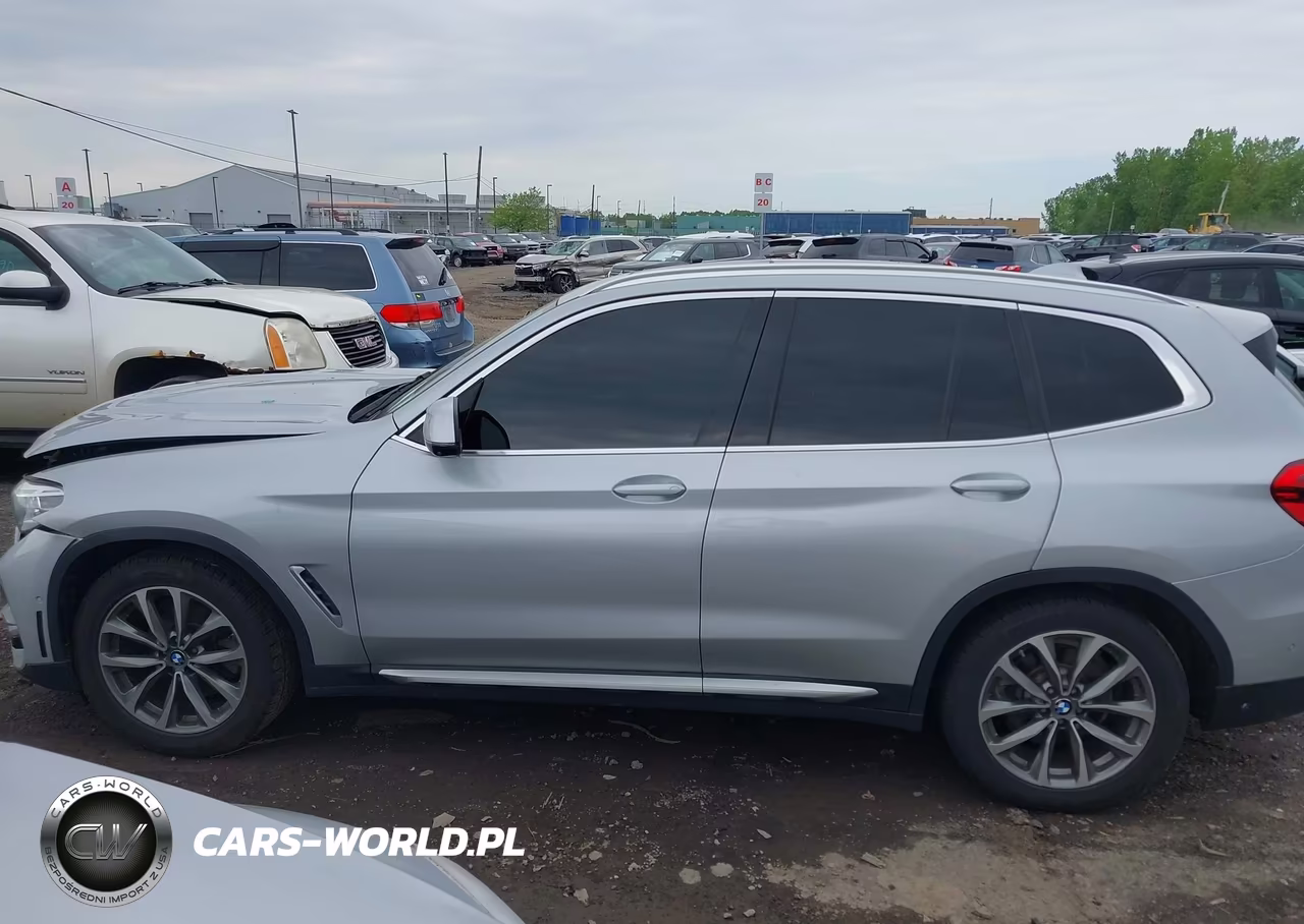 2018 BMW X3 xDrive30I VIN:5UXTR9C50JLD74642 - 13