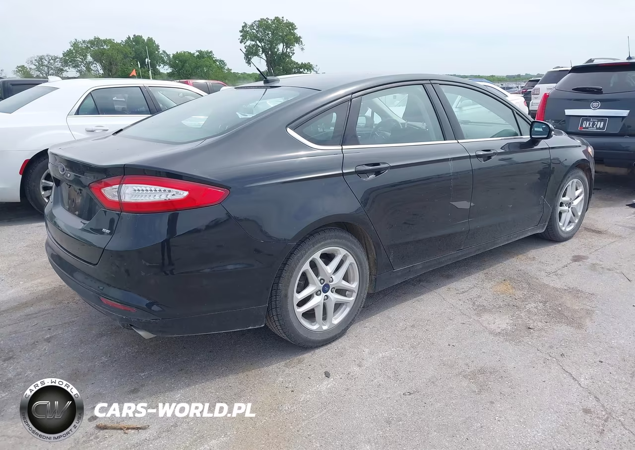 2015 Ford Fusion Se VIN:3FA6P0H78FR252410 - 4