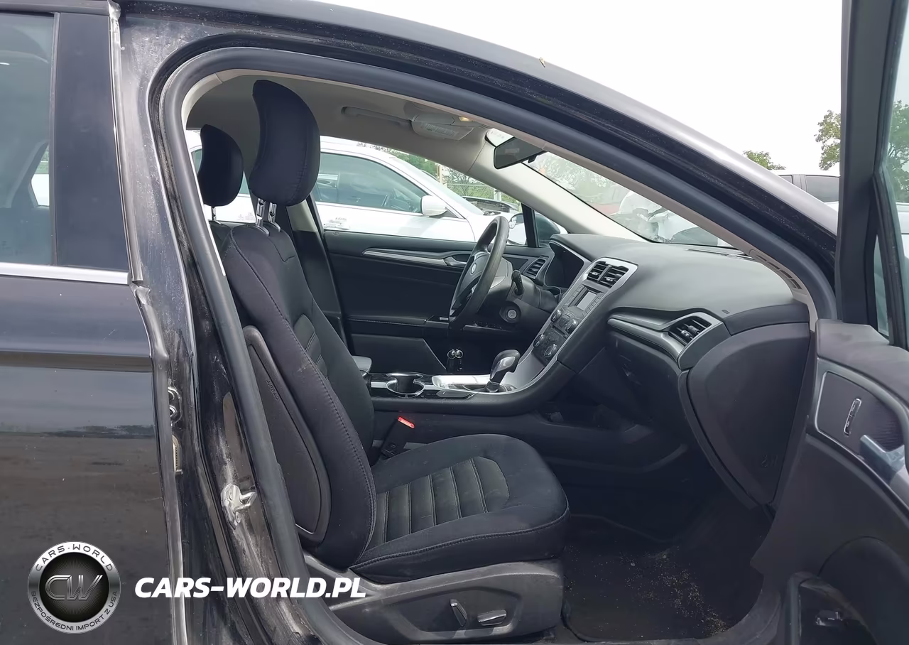 2015 Ford Fusion Se VIN:3FA6P0H78FR252410 - 5