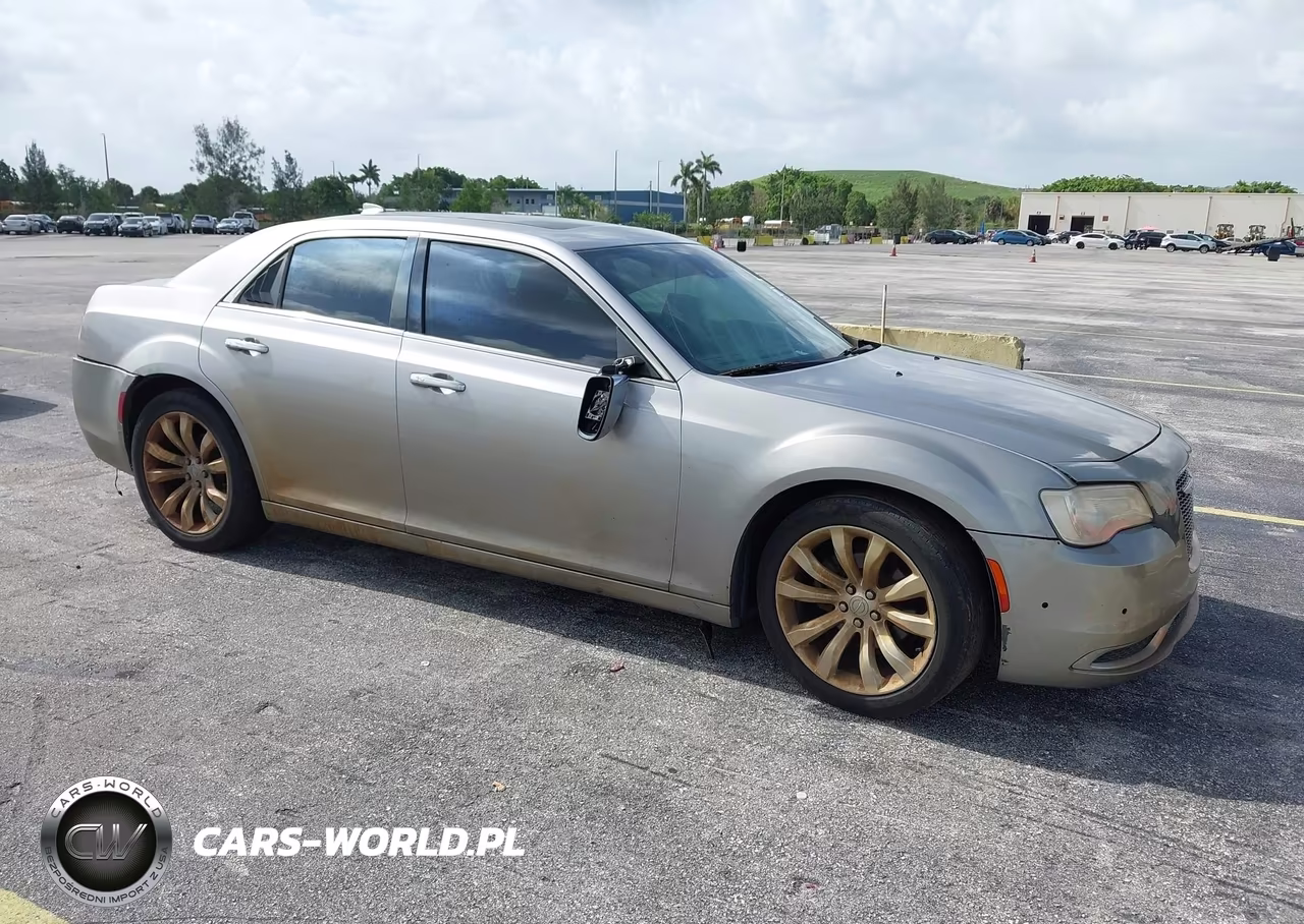 2017 Chrysler 300C – zdjęcie 1 z 20