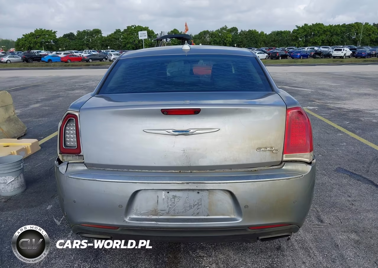 2017 Chrysler 300C VIN:2C3CCAEG6HH590863 - 16