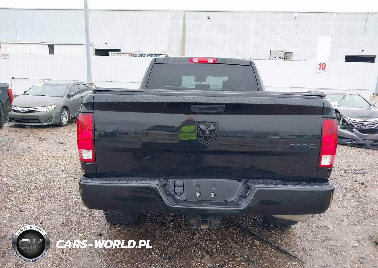 2017 Ram 1500 Express 4X4 6'4 Box VIN:1C6RR7FG3HS862372 - 17