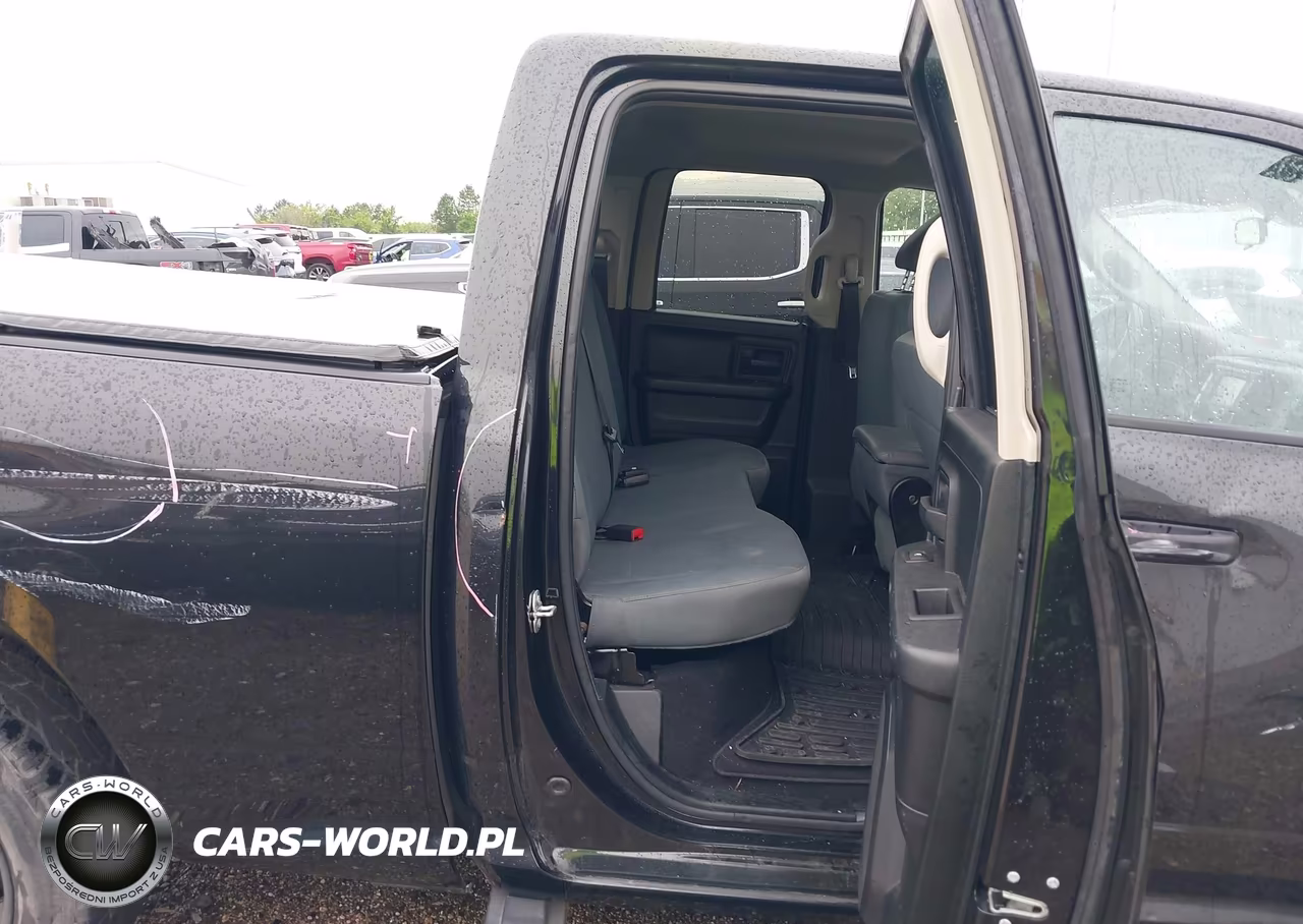 2017 Ram 1500 Express 4X4 6'4 Box VIN:1C6RR7FG3HS862372 - 8