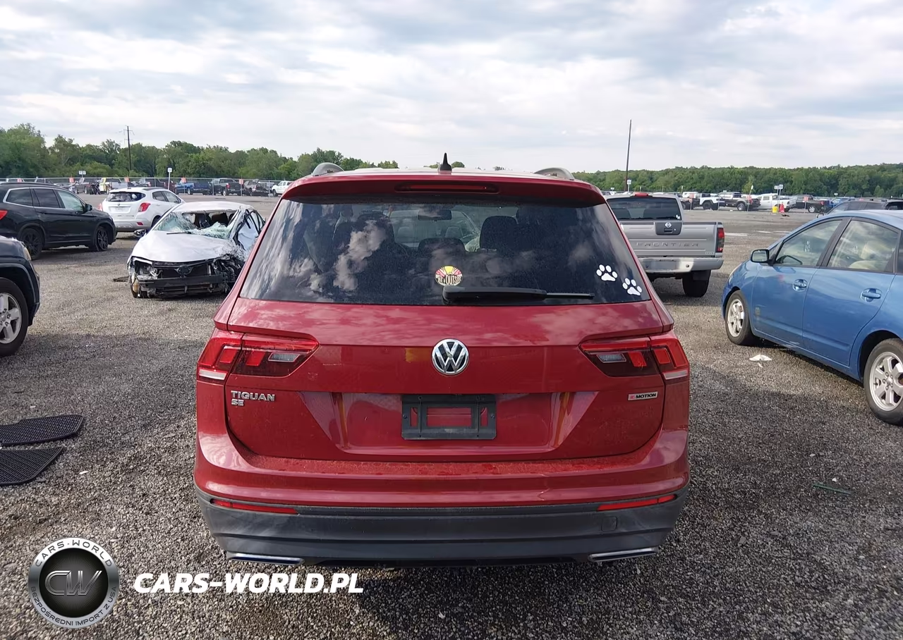 2019 Volkswagen Tiguan 2.0T Se-2.0T Sel-2.0T Sel R-Line-2.0T Sel R-Line Black VIN:3VV2B7AX4KM125477 - 16