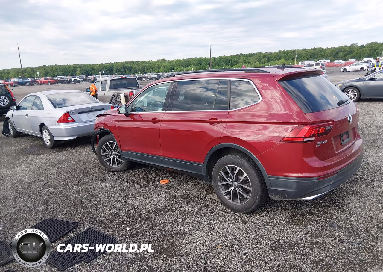 2019 Volkswagen Tiguan 2.0T Se-2.0T Sel-2.0T Sel R-Line-2.0T Sel R-Line Black VIN:3VV2B7AX4KM125477 - 3