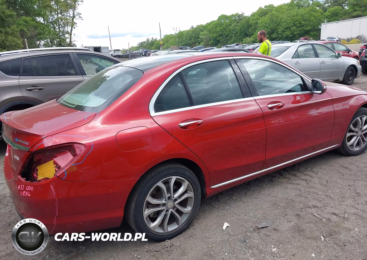 2016 Mercedes-Benz C 300 4Matic VIN:55SWF4KB1GU120446 - 4