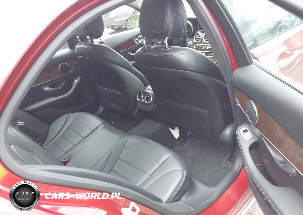 2016 Mercedes-Benz C 300 4Matic VIN:55SWF4KB1GU120446 - 8