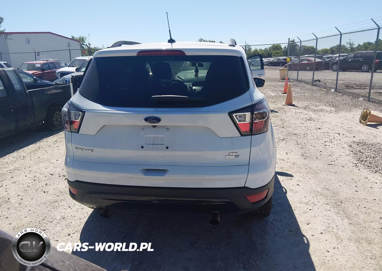 2017 Ford Escape Se VIN:1FMCU9GD9HUB89195 - 15