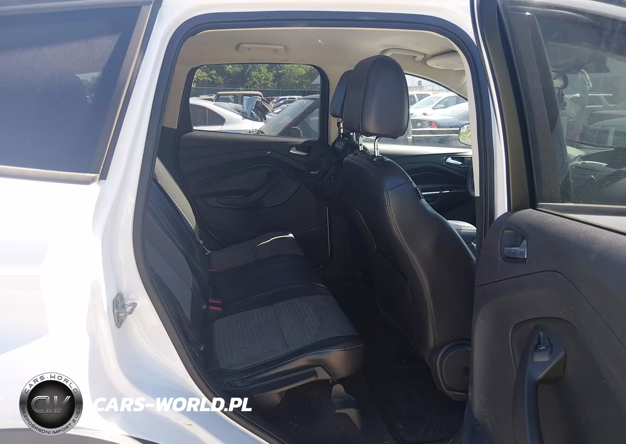 2017 Ford Escape Se VIN:1FMCU9GD9HUB89195 - 8