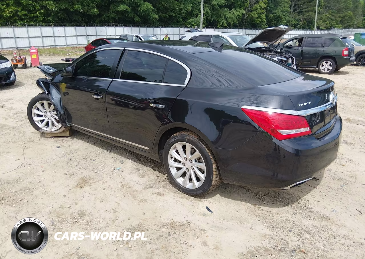 2015 Buick Lacrosse VIN:1G4GA5G38FF214597 - 3