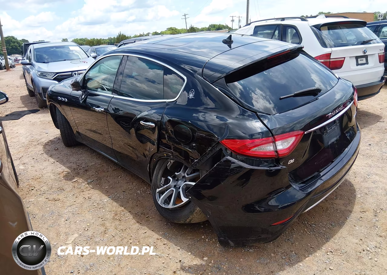 2017 Maserati Levante VIN:ZN661XUA0HX250696 - 3