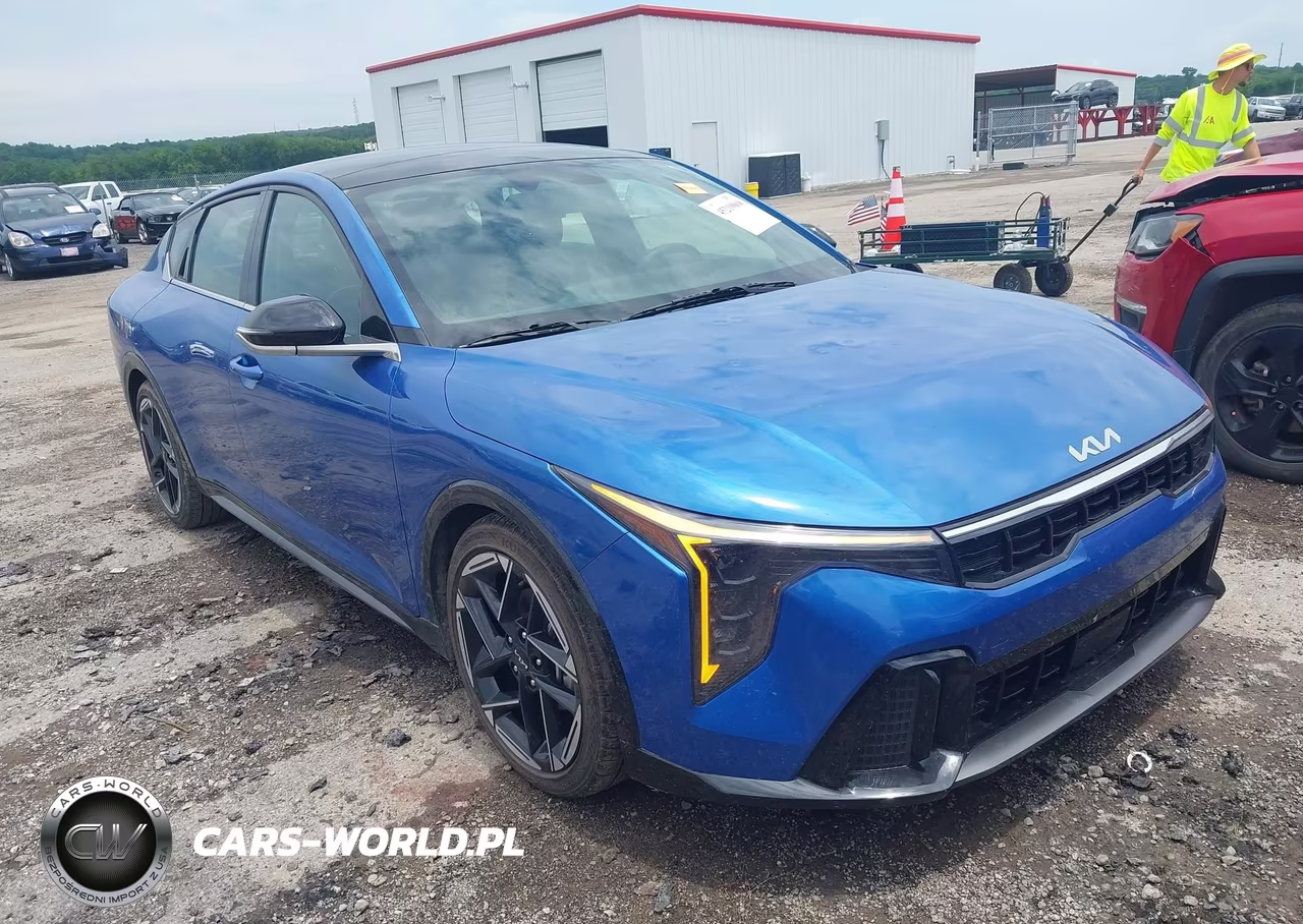 2025 Kia K4 Gt-Line – zdjęcie 1 z 16