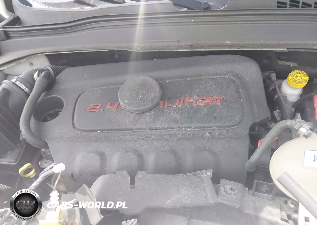 2016 Jeep Renegade Limited VIN:ZACCJBDTXGPD11207 - 10