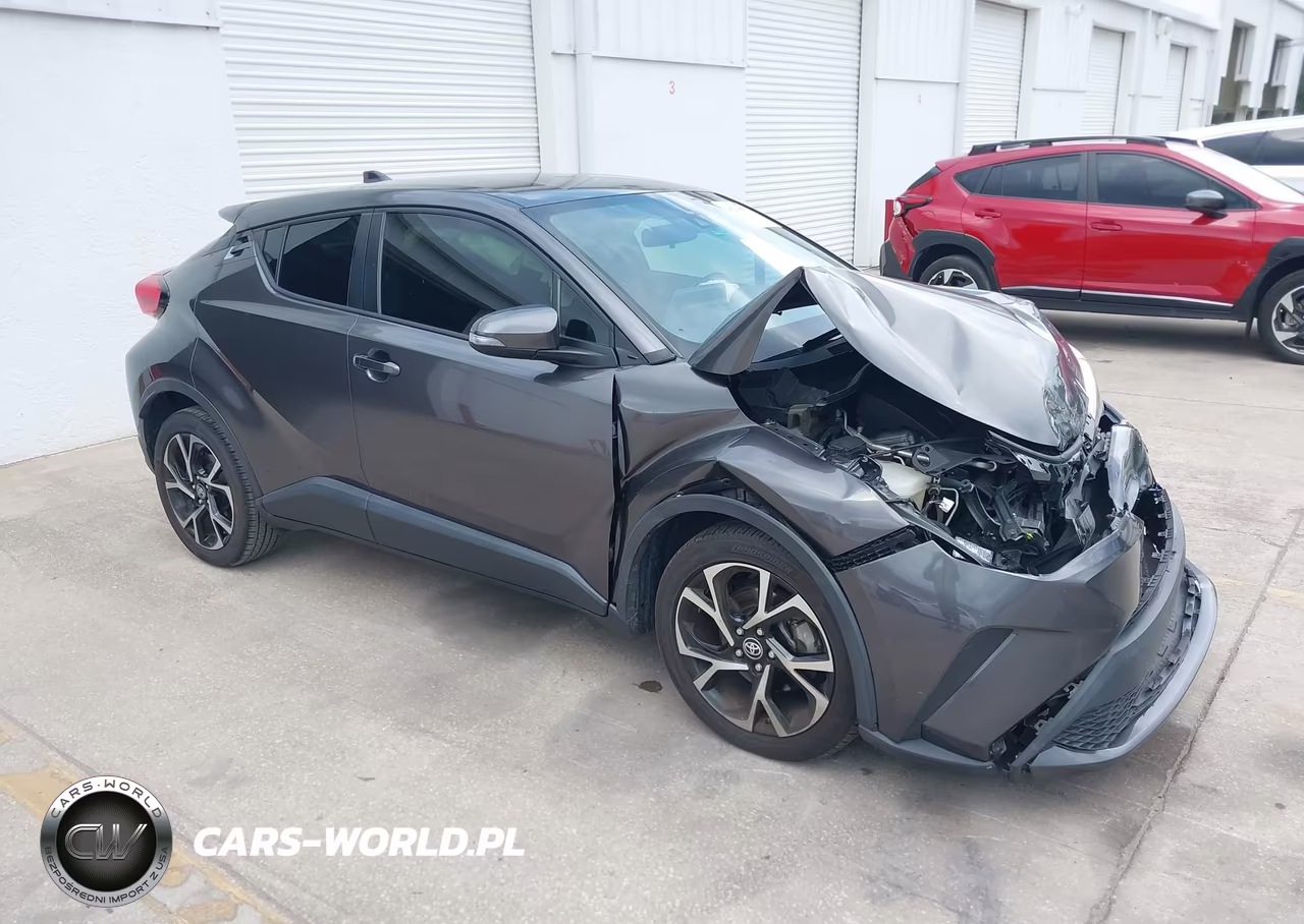 2020 Toyota C-Hr Xle – zdjęcie 1 z 17