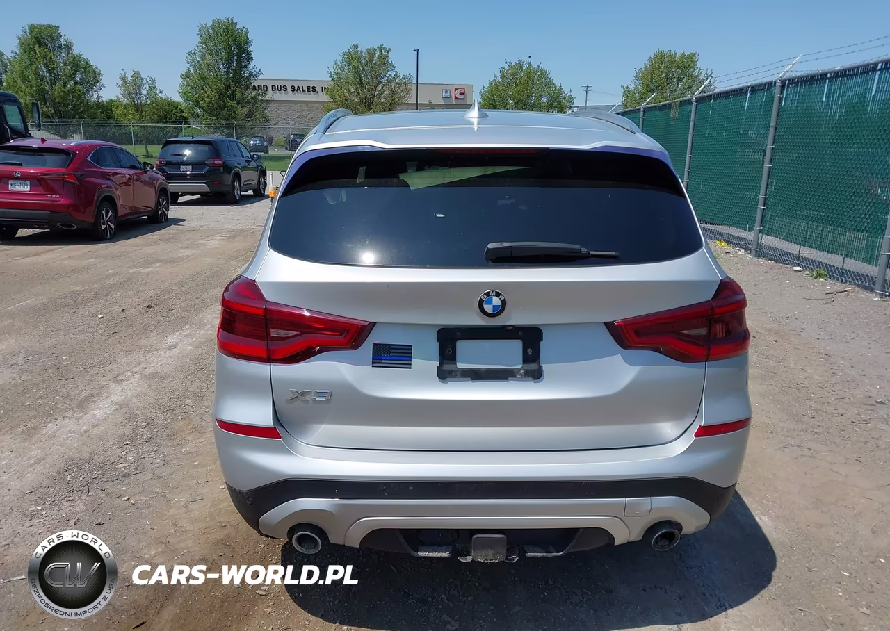2018 BMW X3 xDrive30I VIN:5UXTR9C55JLC83768 - 16