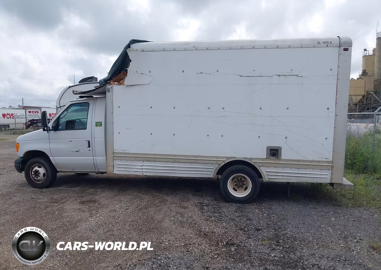 2006 Ford E-450 Cutaway VIN:1FDXE45S26HA40975 - 17