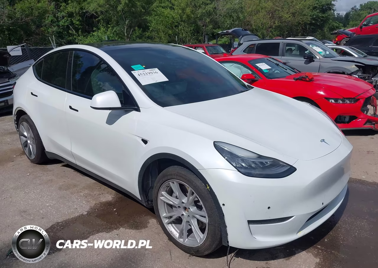 2021 Tesla Model Y Long Range Dual Motor All-Wheel Drive – zdjęcie 1 z 15