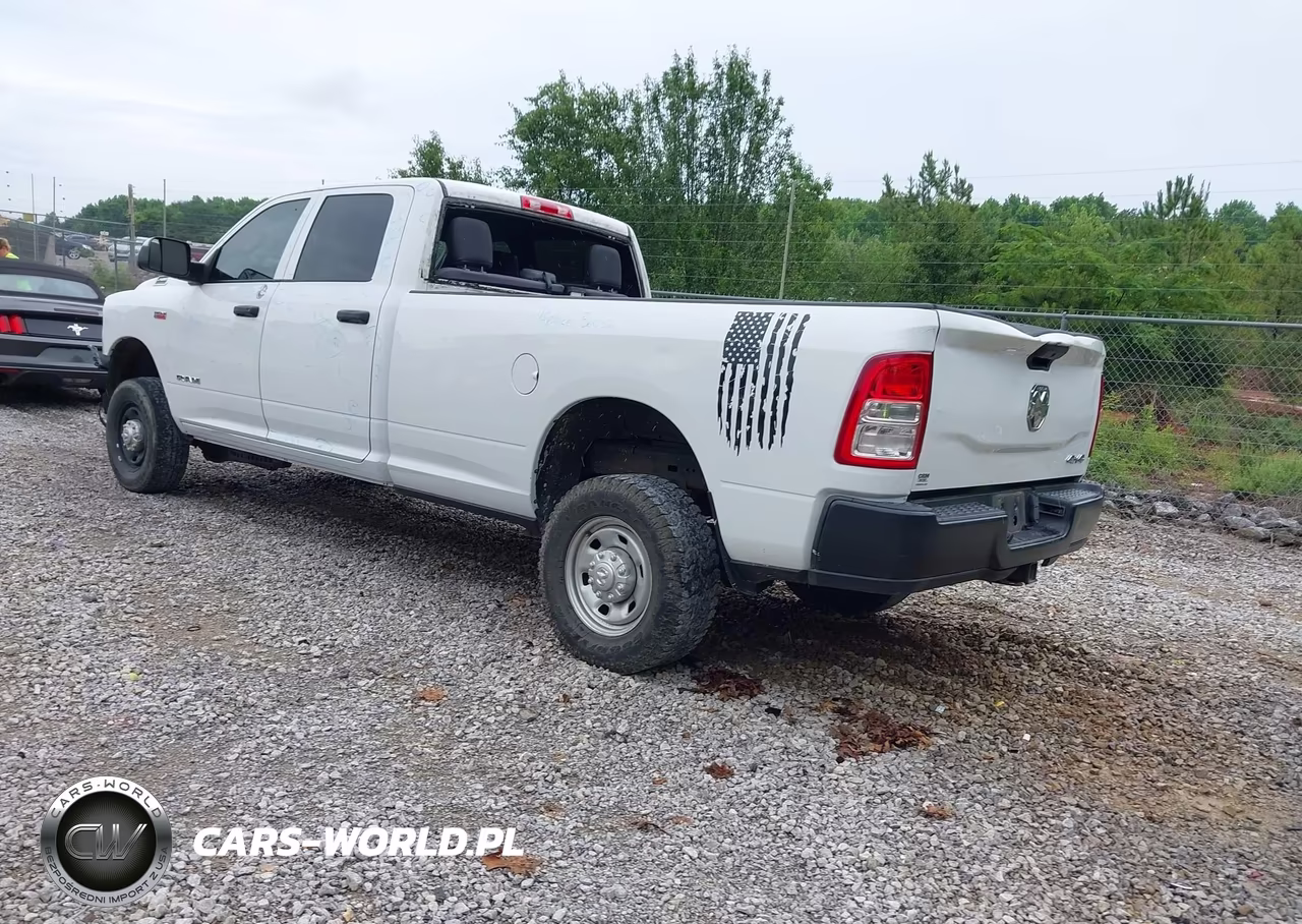 2021 Ram 2500 Tradesman 4X4 8' Box VIN:3C6UR5HJ4MG558895 - 3