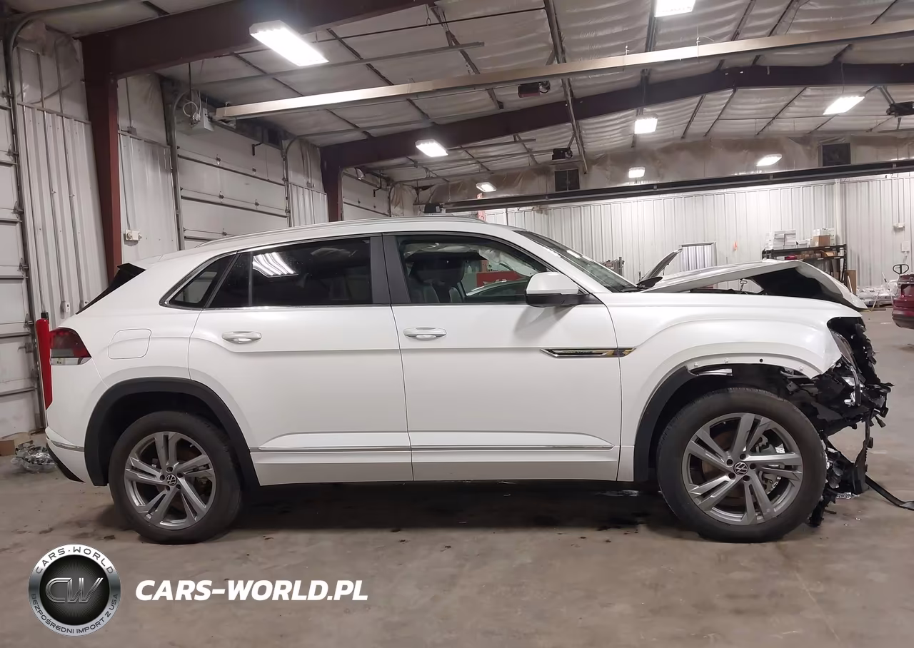 2024 Volkswagen Atlas Cross Sport 2.0T Sel R-Line VIN:1V2AE2CA6RC264629 - 13
