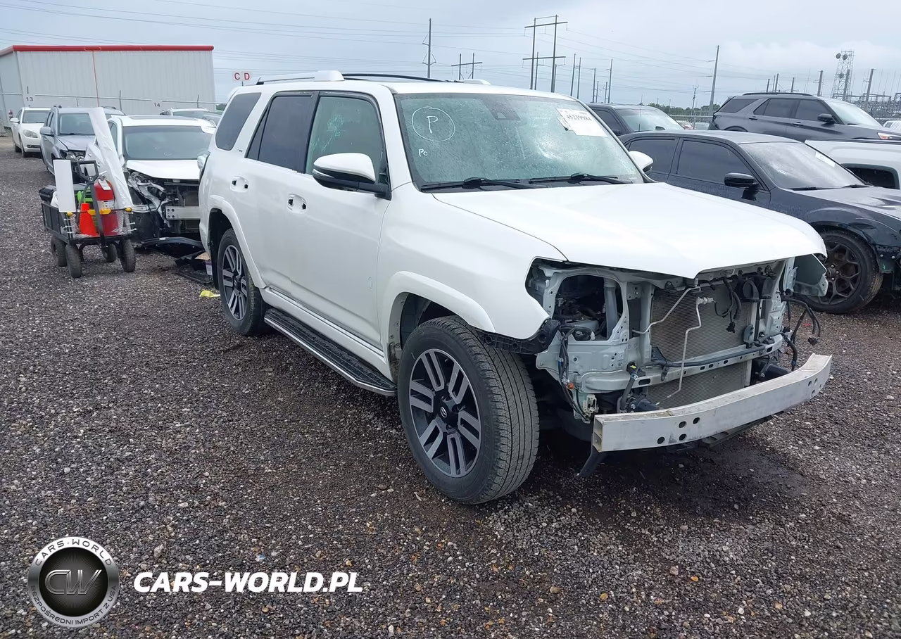2022 Toyota 4Runner Night Shade – zdjęcie 1 z 17