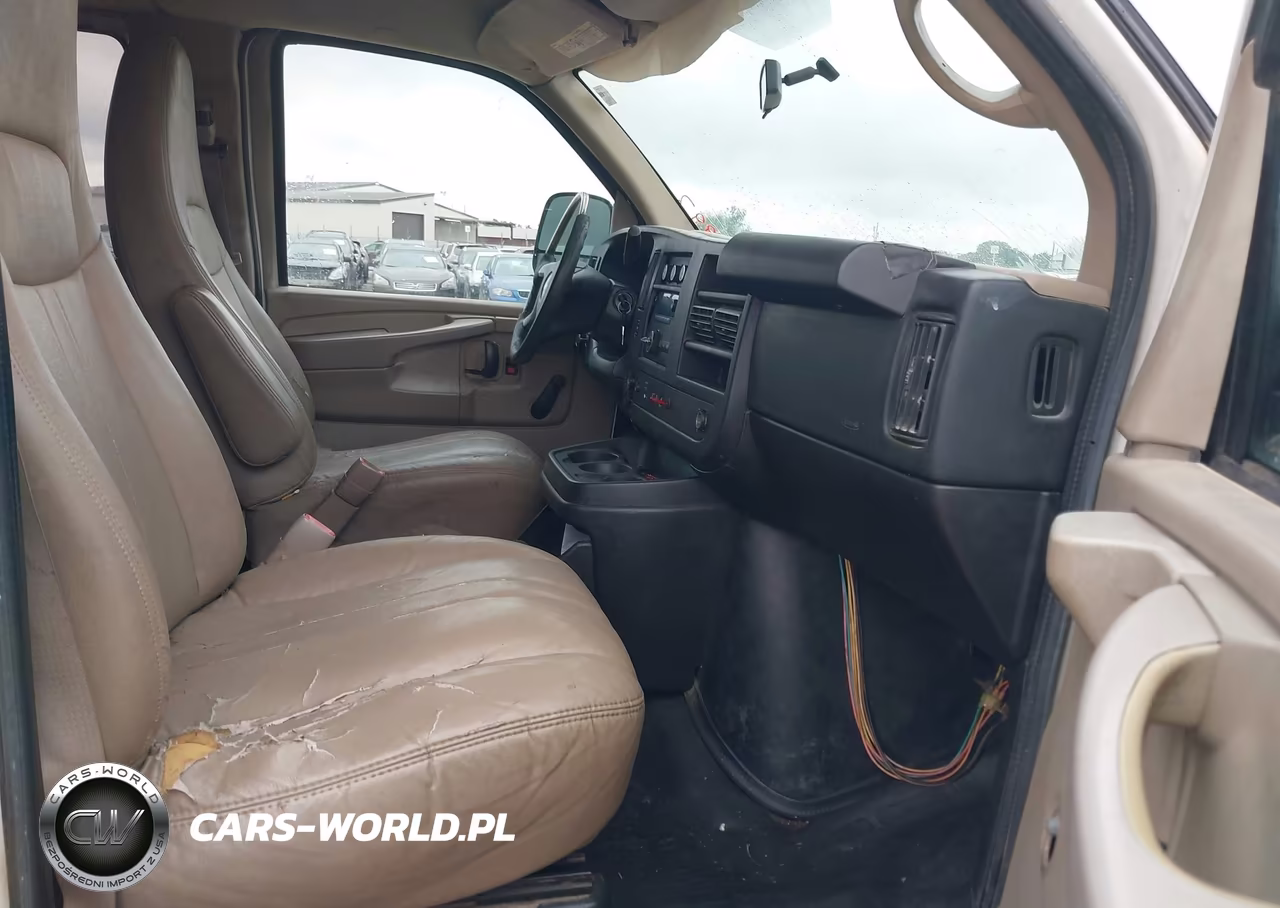 2012 Chevrolet Express 3500 Ls VIN:1GAZGZFA6C1143033 - 5