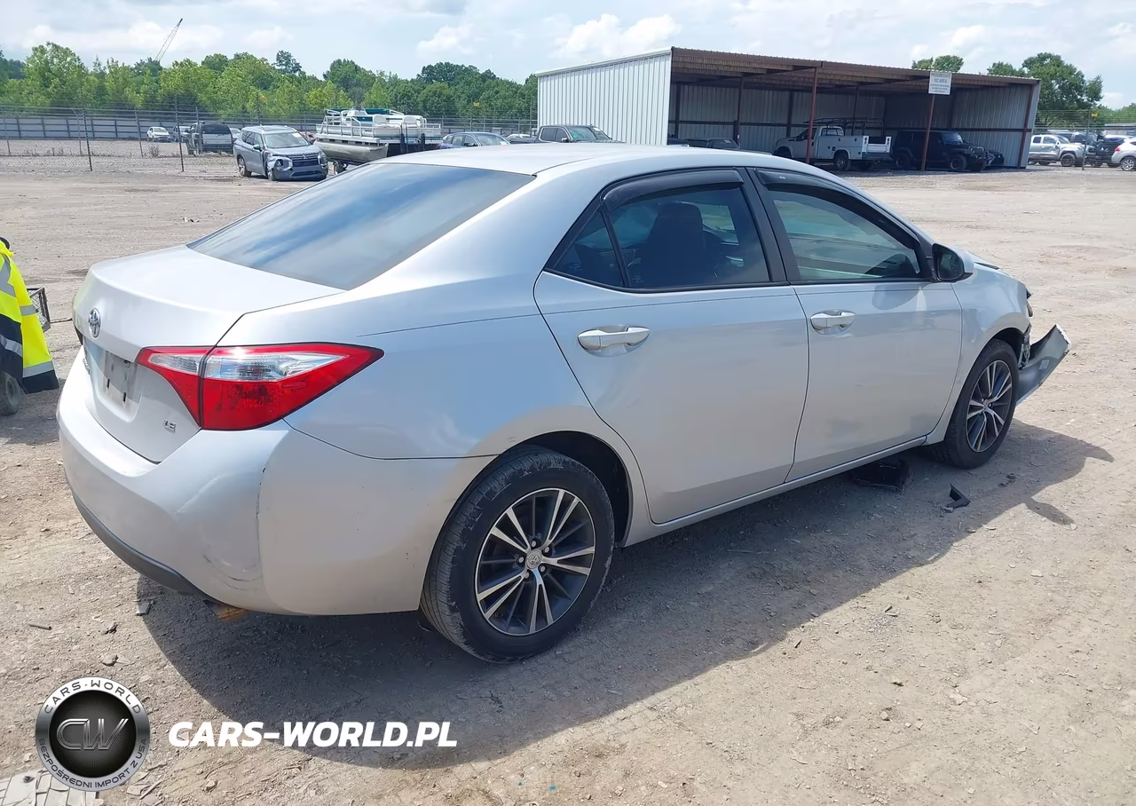 2016 Toyota Corolla Le Plus VIN:2T1BURHE9GC561525 - 4