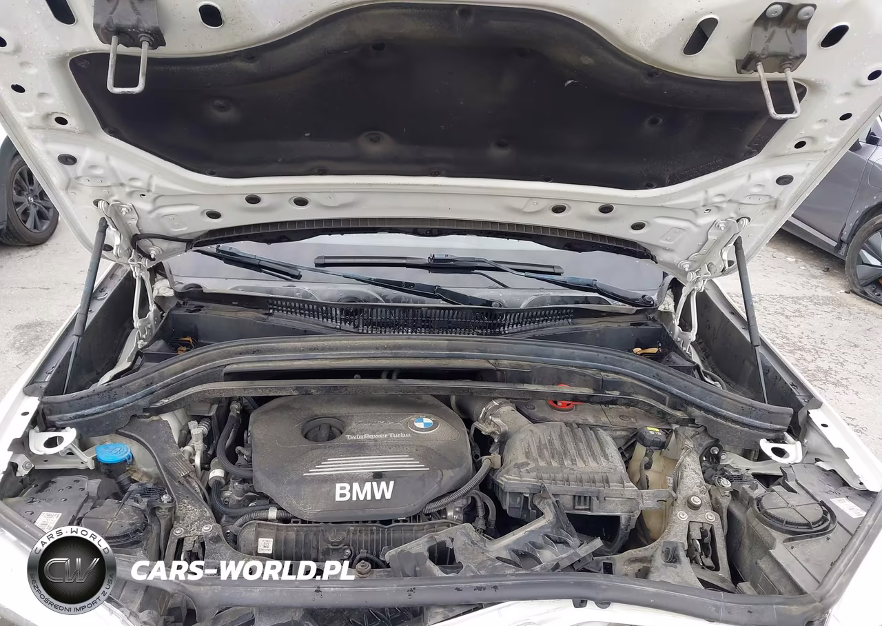 2019 BMW X1 xDrive28I VIN:WBXHT3C51K3H35886 - 10