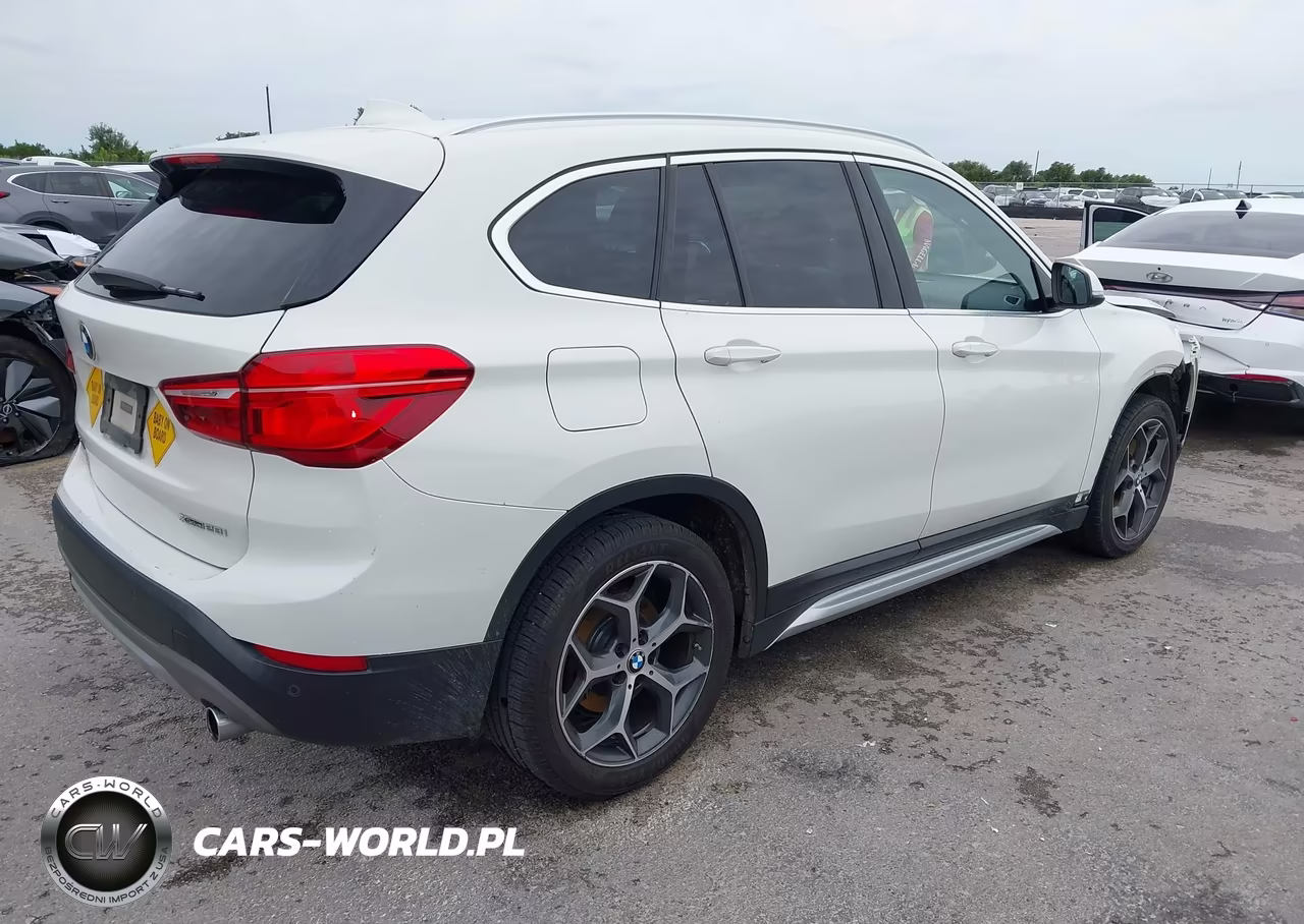 2019 BMW X1 xDrive28I VIN:WBXHT3C51K3H35886 - 4