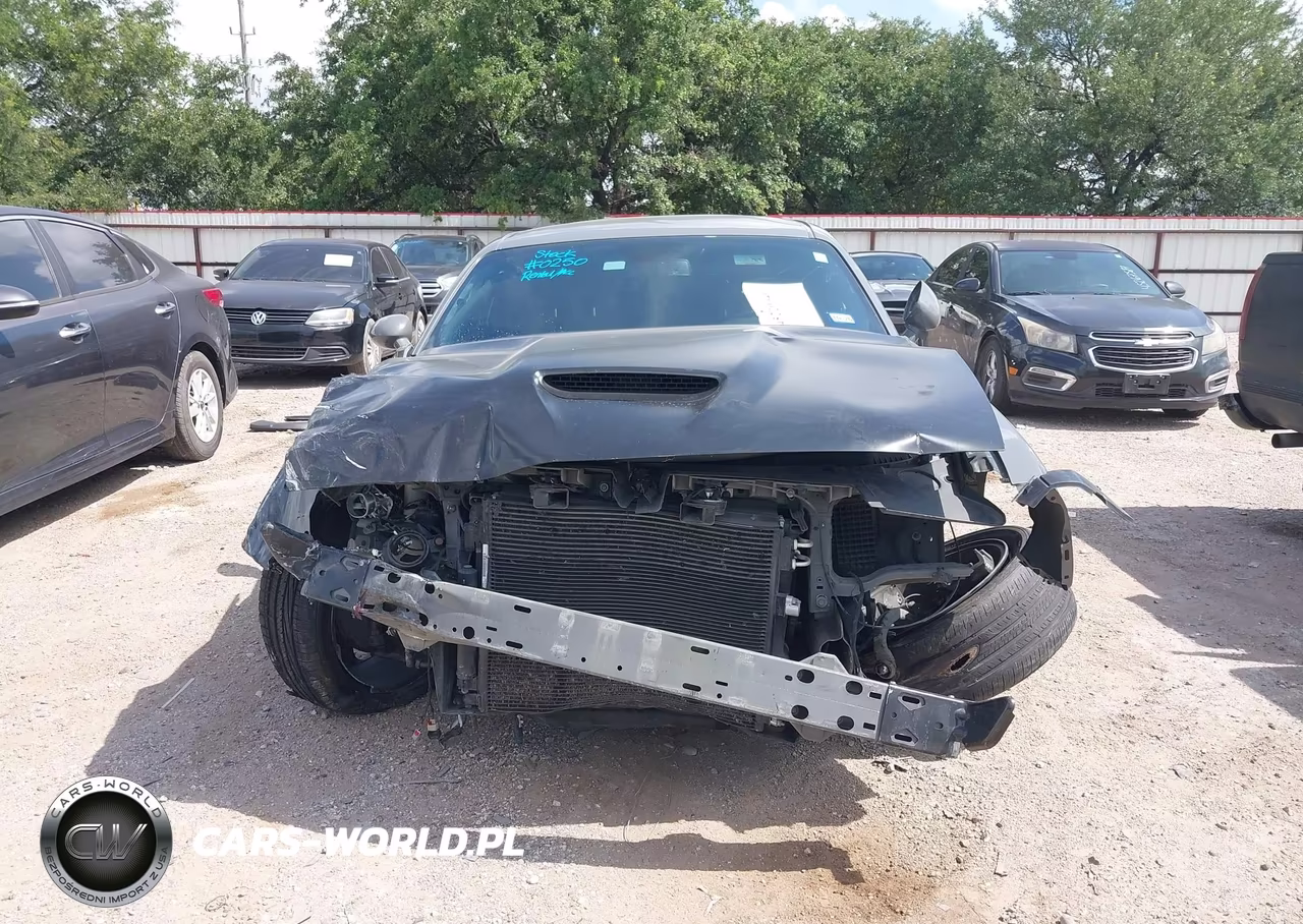 2019 Dodge Challenger R-T VIN:2C3CDZBT7KH627651 - 13