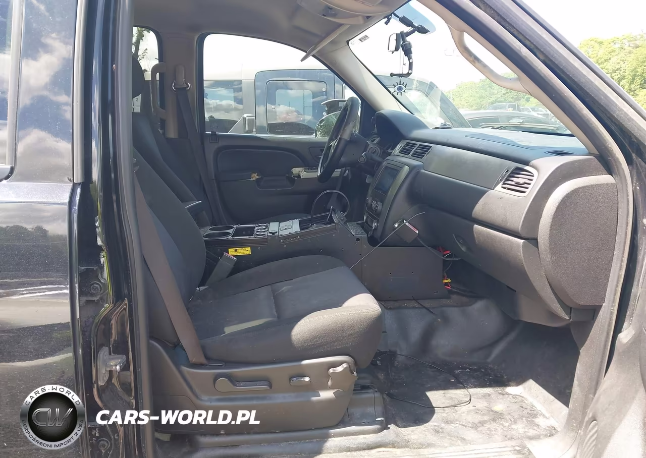 2012 Chevrolet Tahoe Commercial Fleet VIN:1GNSK2E01CR322953 - 5