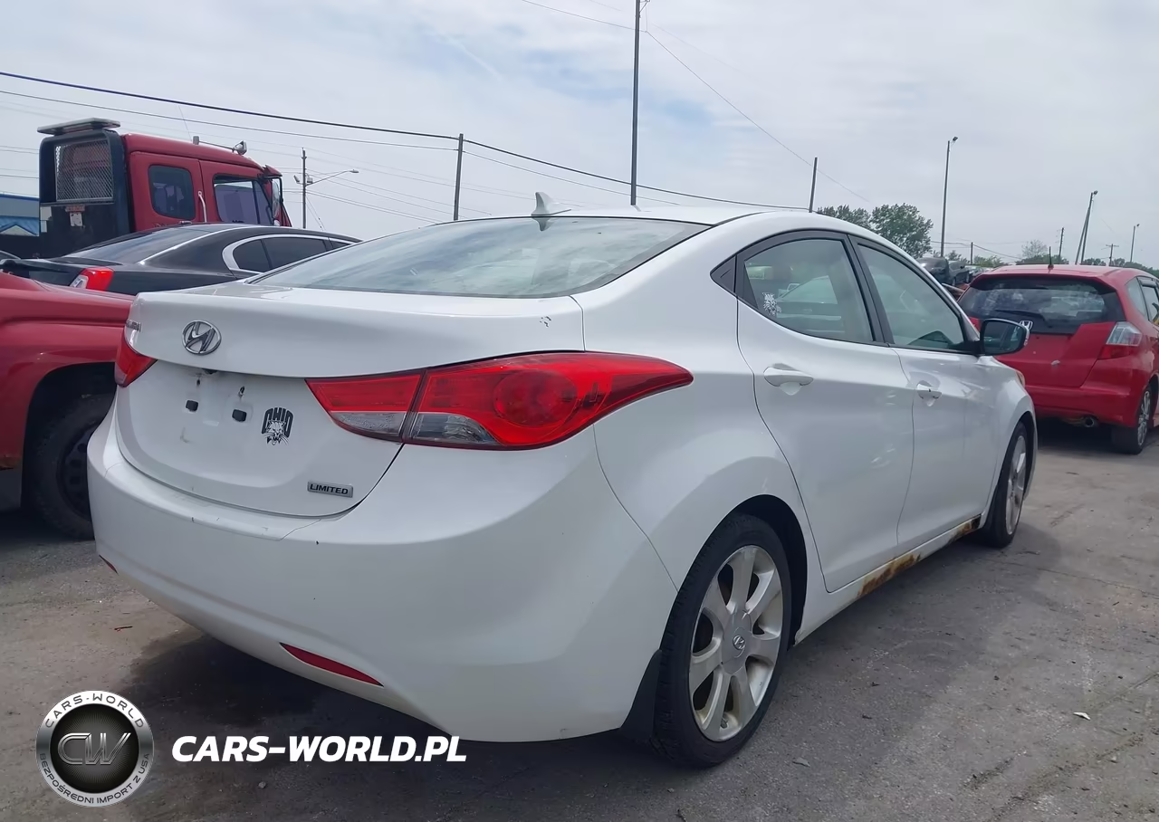 2012 Hyundai Elantra Limited VIN:5NPDH4AE5CH132741 - 4