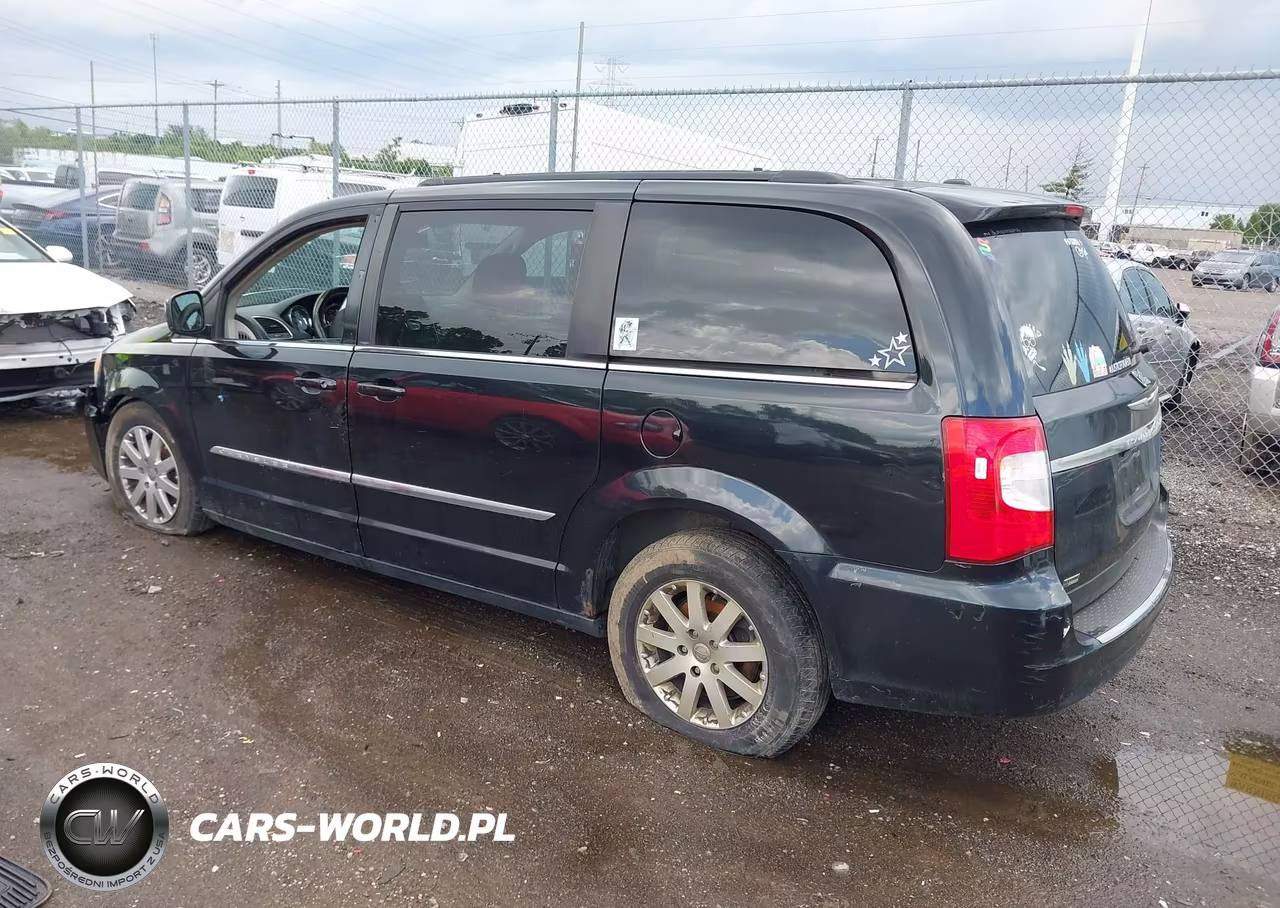 2013 Chrysler Town & Country Touring VIN:2C4RC1BG4DR689390 - 3