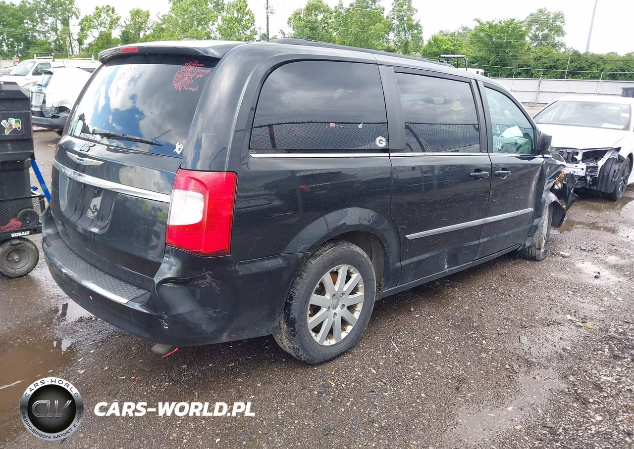 2013 Chrysler Town & Country Touring VIN:2C4RC1BG4DR689390 - 4