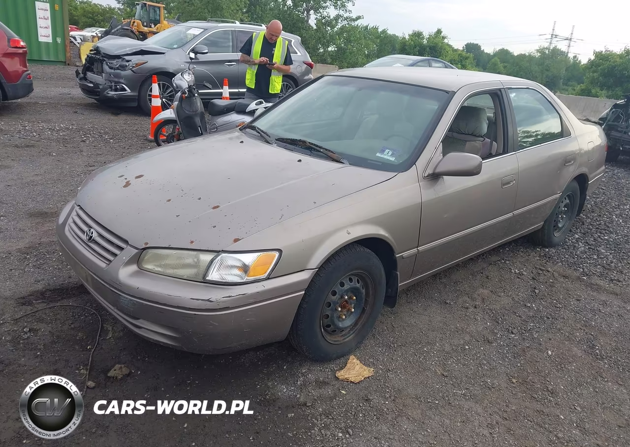 1999 Toyota Camry Le VIN:4T1BG22K6XU479750 - 2