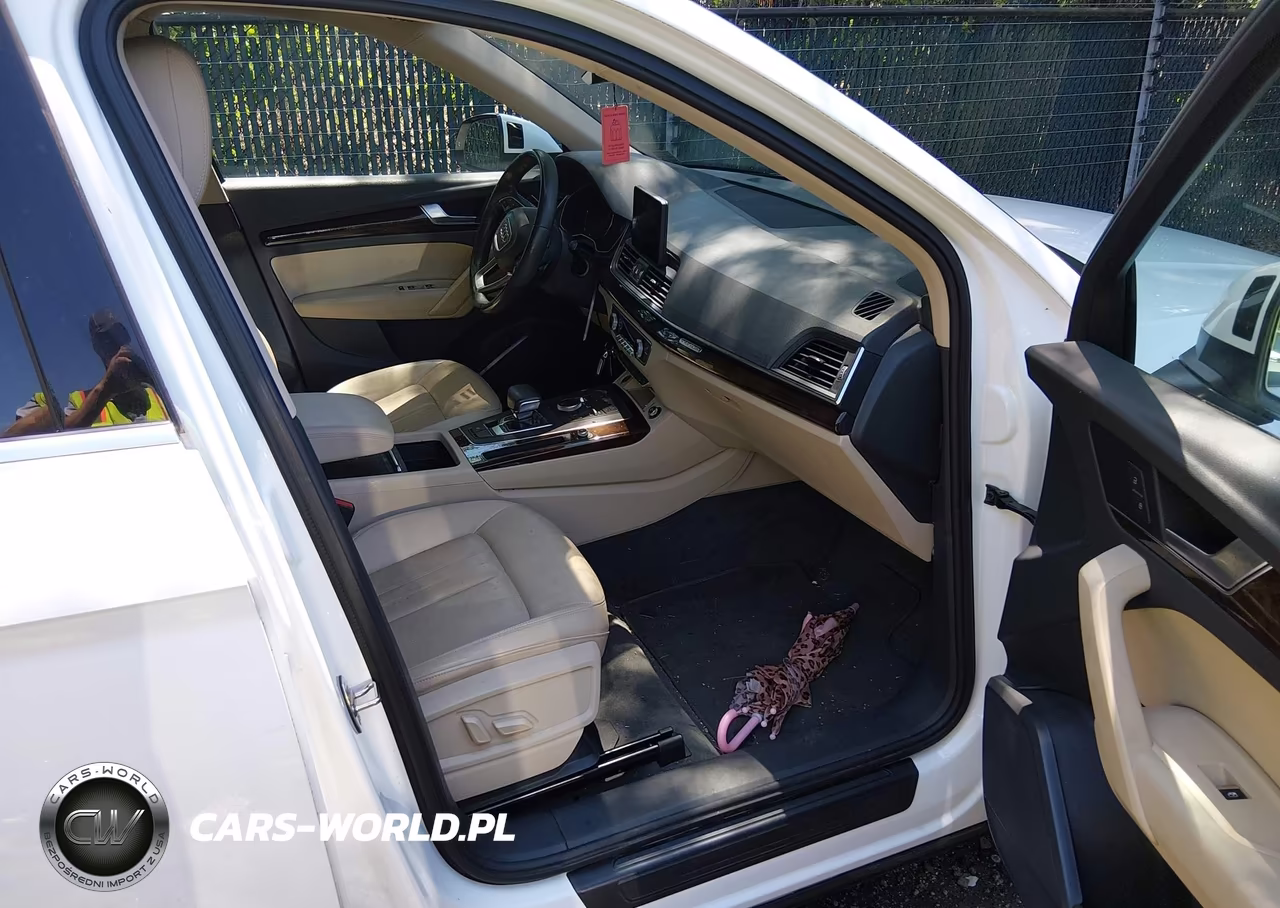 2020 Audi Q5 Premium 45 Tfsi Quattro S Tronic-Titanium Premium 45 Tfsi Quattro S Tronic VIN:WA1ANAFY8L2060880 - 5