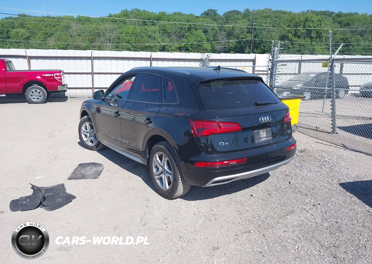 2018 Audi Q5 2.0T Premium-2.0T Tech Premium VIN:WA1ANAFY4J2216734 - 3