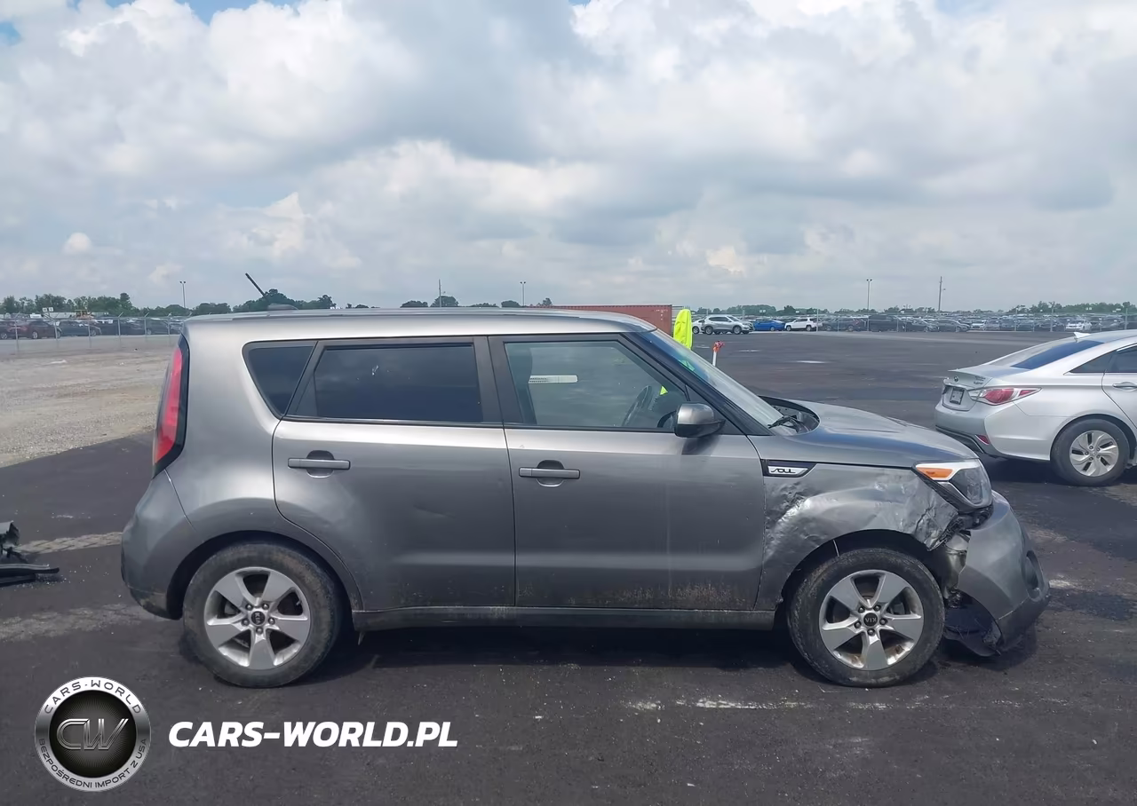 2018 Kia Soul VIN:KNDJN2A28J7567471 - 14