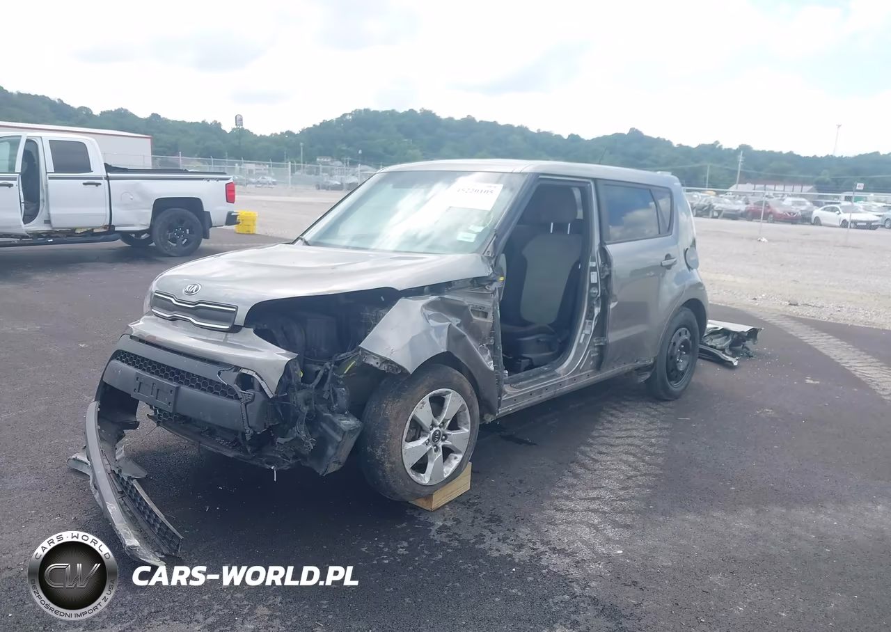 2018 Kia Soul VIN:KNDJN2A28J7567471 - 2