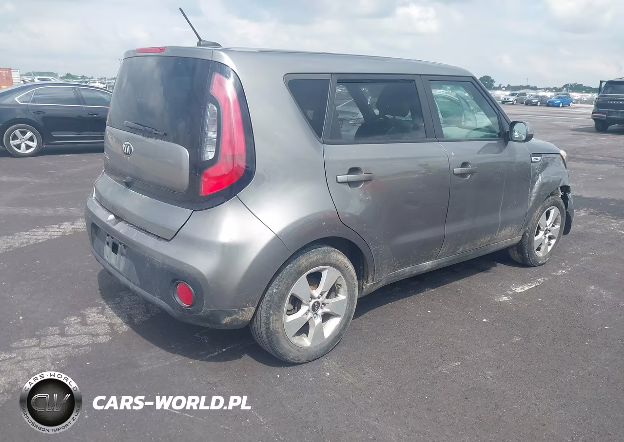 2018 Kia Soul VIN:KNDJN2A28J7567471 - 4