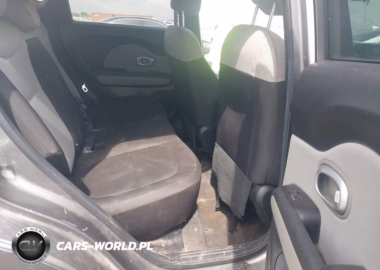2018 Kia Soul VIN:KNDJN2A28J7567471 - 8