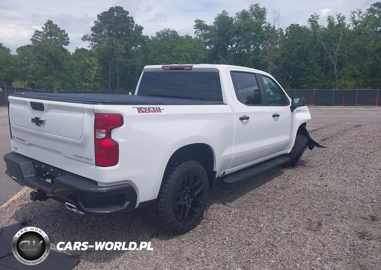 2026 Chevrolet Silverado 1500 4Wd Short Bed Custom Trail Boss VIN:3GCUKCED6TG205380 - 4