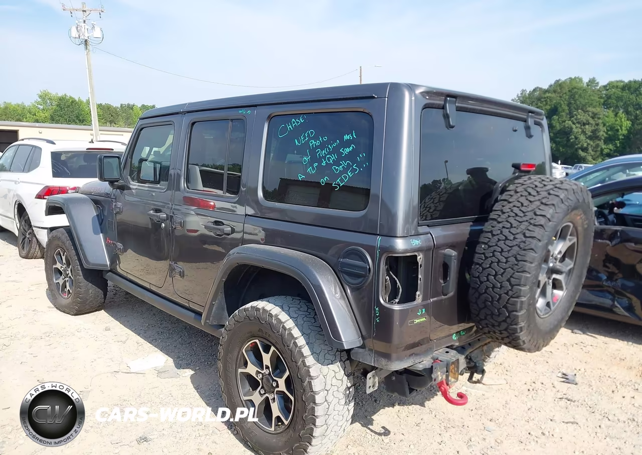 2020 Jeep Wrangler Unlimited Rubicon 4X4 VIN:1C4JJXFM8LW343595 - 3