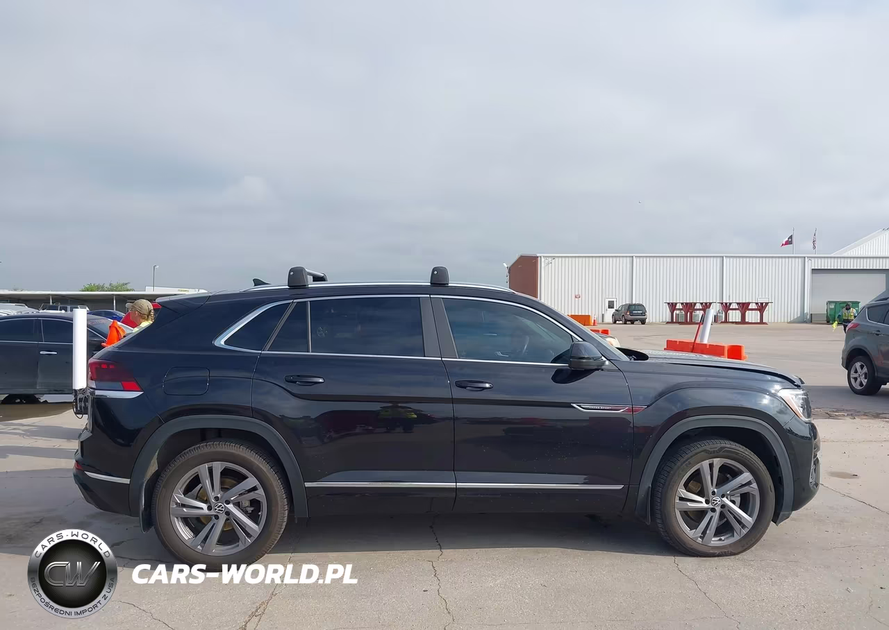 2024 Volkswagen Atlas Cross Sport 2.0T Sel R-Line VIN:1V2AE2CA0RC228760 - 13