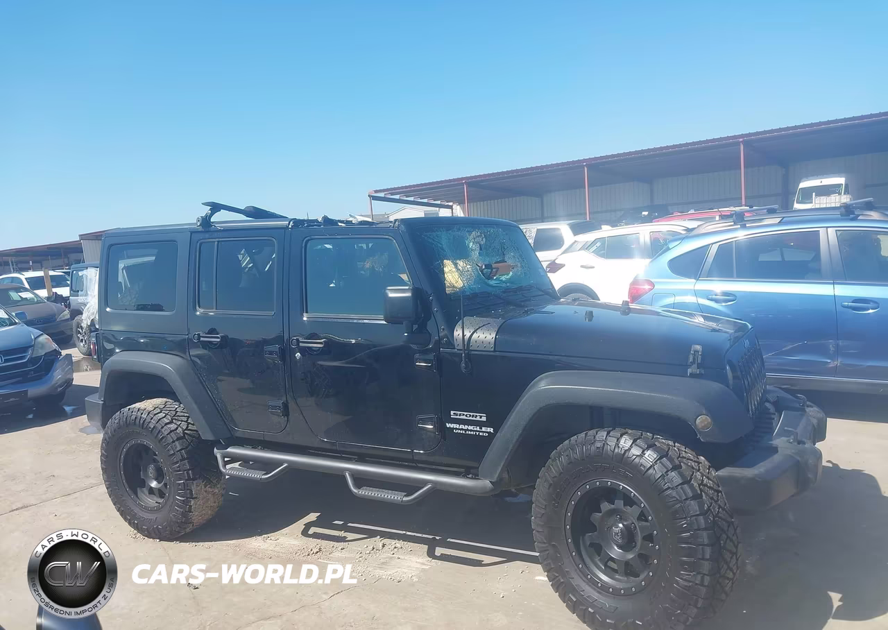 2015 Jeep Wrangler Unlimited Sport VIN:1C4BJWDG9FL742274 - 13