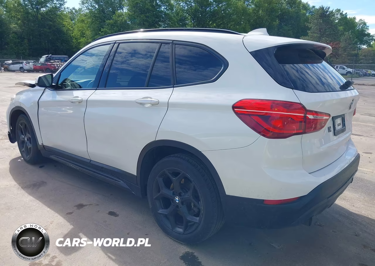 2018 BMW X1 xDrive28I VIN:WBXHT3C33J5K25134 - 3