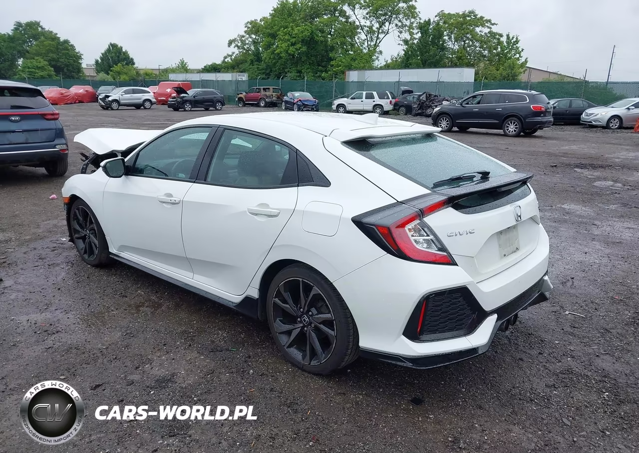 2018 Honda Civic Sport Touring VIN:SHHFK7H91JU425700 - 3