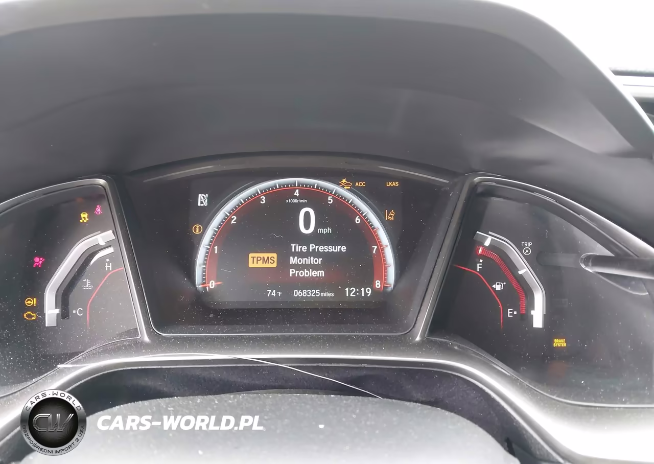 2018 Honda Civic Sport Touring VIN:SHHFK7H91JU425700 - 7