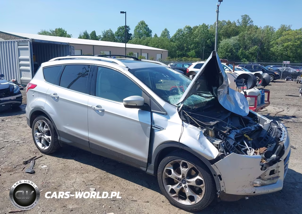 2016 Ford Escape Titanium – zdjęcie 1 z 17
